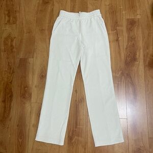 Lululemon Women Softstreme Mid-Rise Pant Bone Ivory Size 4 New W/out Tags